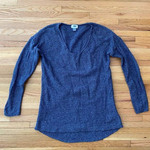 Old Navy sweater - Picture 2 of 2